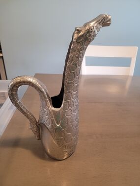 Vintage 1989 Arthur Court Aluminum Giraffe Vase Sculpture